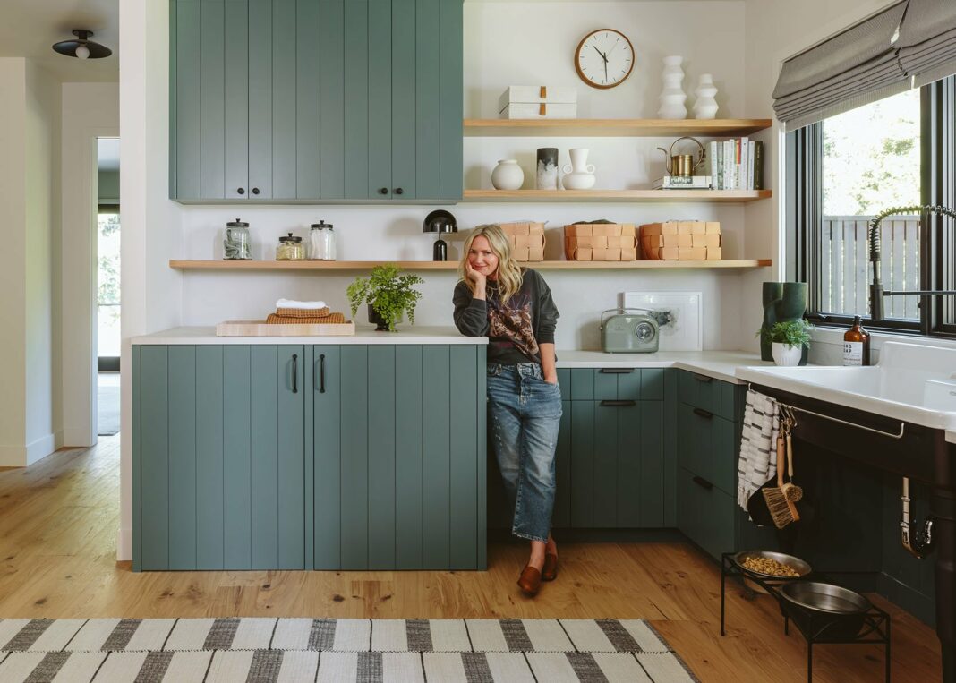 My Brother's River House Mudroom Reveal - A Fantasy Utility Room For The Whole Family