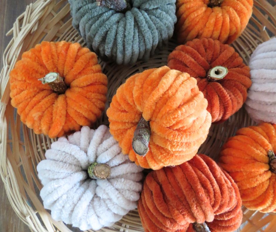 toilet paper roll pumpkins